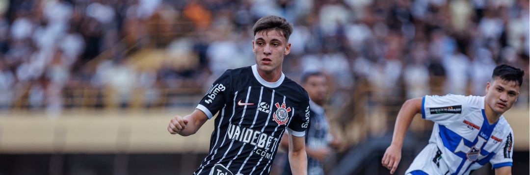 Craque Da Copinha Breno Bidon Celebra Renova O Corinthians