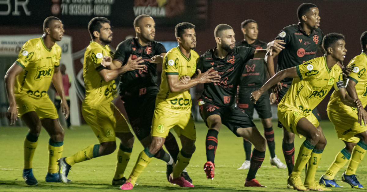 imagem da materia: Vitória e Mirassol não saem do zero em jogo frustrante pela Série B