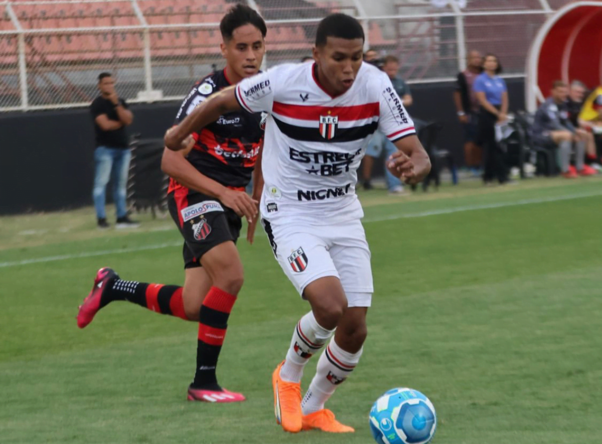 imagem da materia: Ituano e Botafogo SP empatam em duelo paulista pela série B