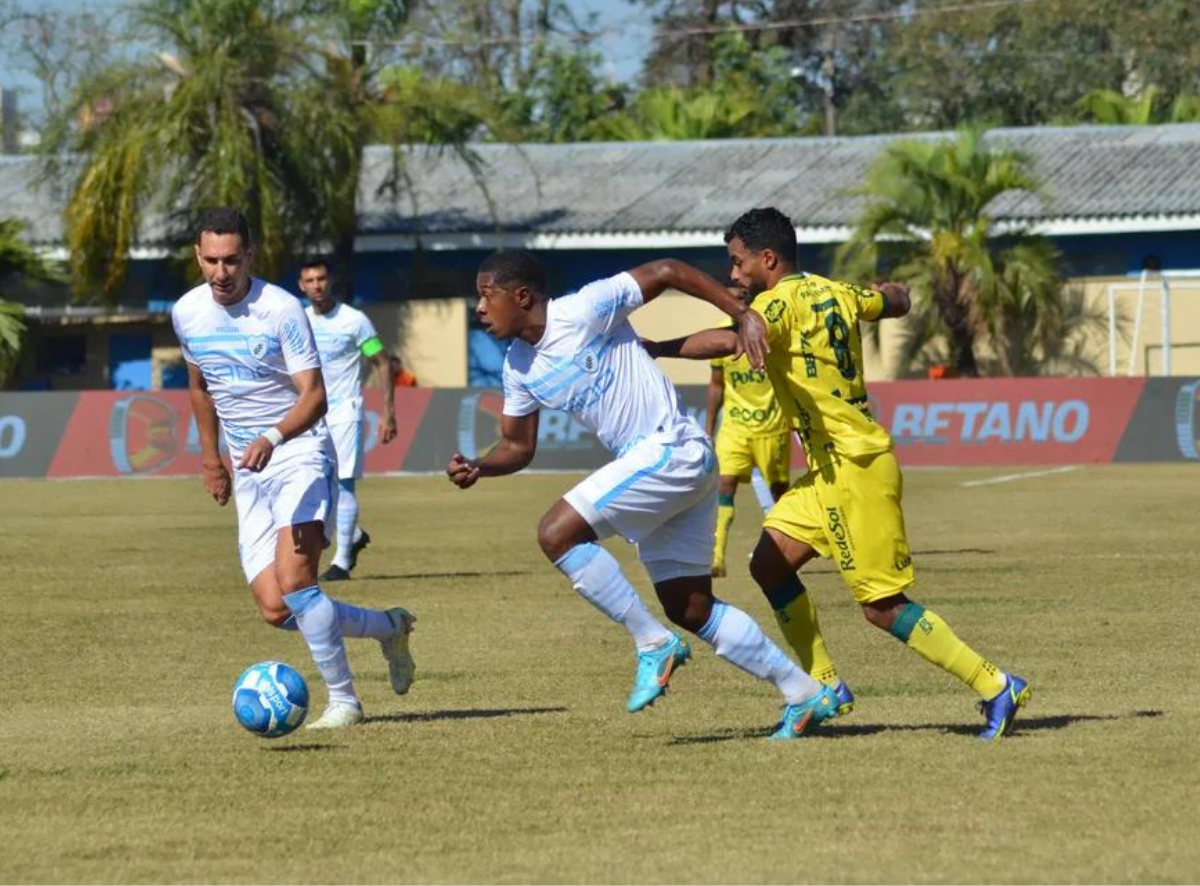 imagem da materia: Mirassol Recebe Londrina Visando Aproximação ao G4 da Série B