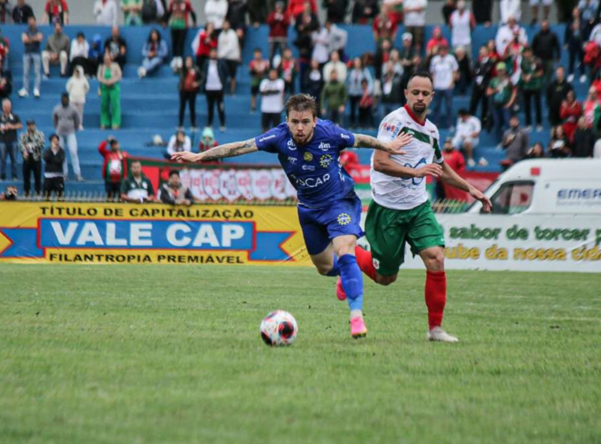 imagem da materia: Portuguesa Santista conquista Copa Paulista com gol no último minuto