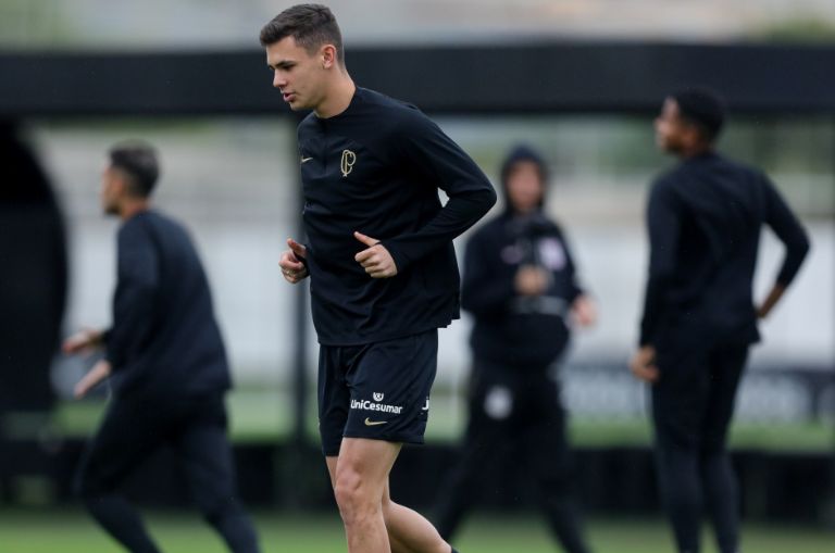 imagem da materia: Moscardo se machuca em treino e fica fora do jogo contra Fluminense