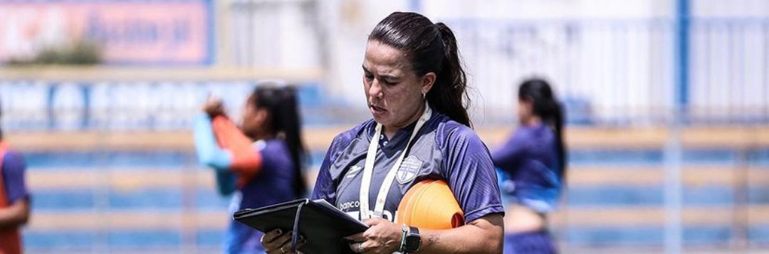 imagem da materia: Camilla Orlando é a nova treinadora das Palestrinas