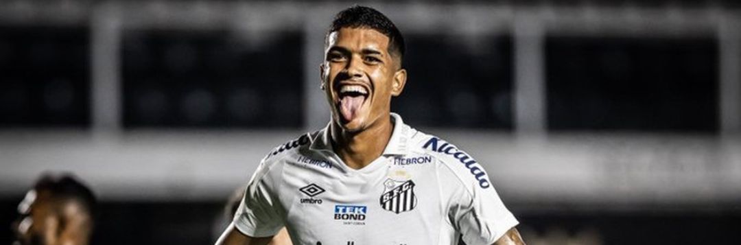 imagem da materia: Atacante retorna ao Peixe após passagem discreta pelo Coritiba