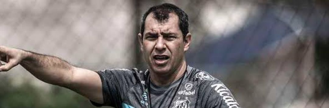 imagem da materia: Santos avalia Fábio Carille como opção após recuo de Carpini