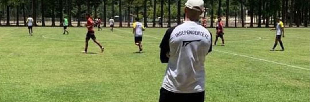 imagem da materia: Com hat trick de Soldado, Independente goleia em jogo-treino