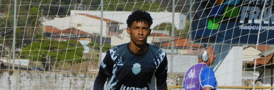 imagem da materia: Goleiro Marquinhos renova com a Francana