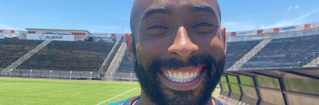 imagem da materia: Clone de Kobe Bryant lidera a defesa da Inter de Limeira
