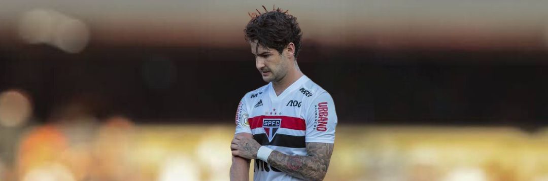 imagem da materia: Alexandre Pato encerra terceira passagem pelo São Paulo