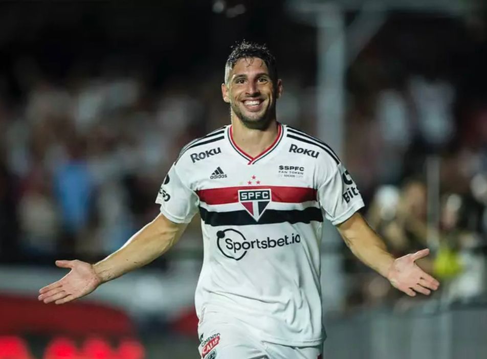 imagem da materia: São Paulo otimista em manter Calleri para o ano de 2024