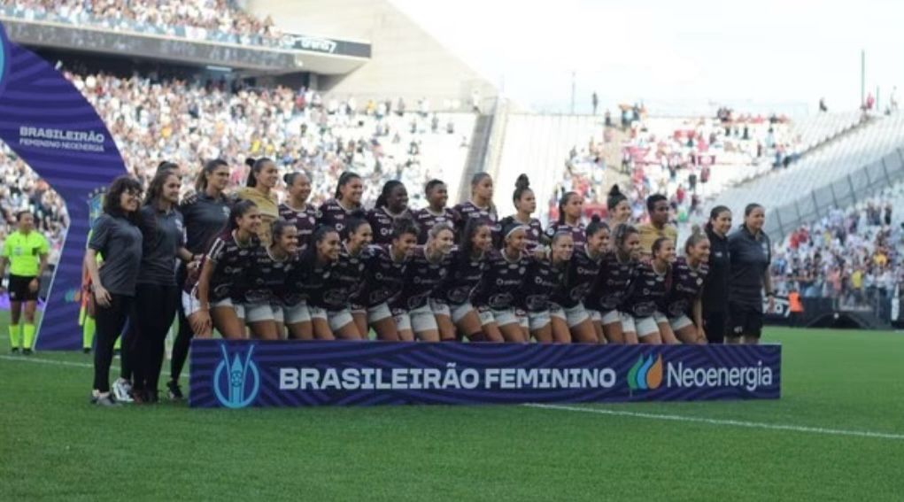 imagem da materia: Treze jogadoras deixam o time feminino da Ferroviária