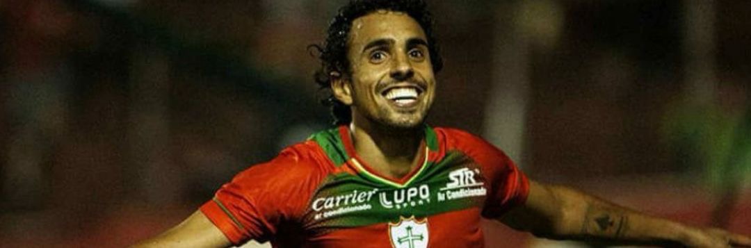 imagem da materia: Ídolo lusitano e ex-jogador, Diogo reclama de arbitragem em partida da Portuguesa