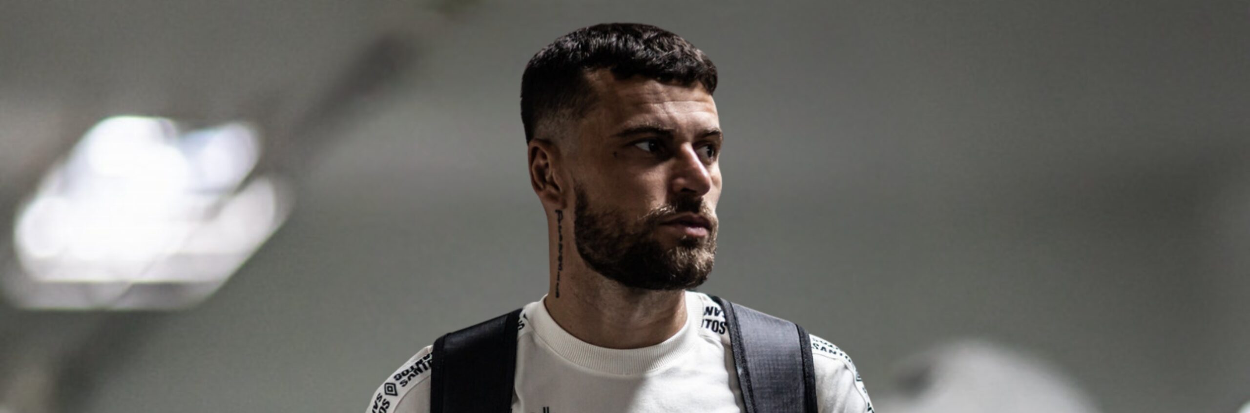 imagem da materia: Santos encaminha empréstimo de Lucas Lima ao Sport