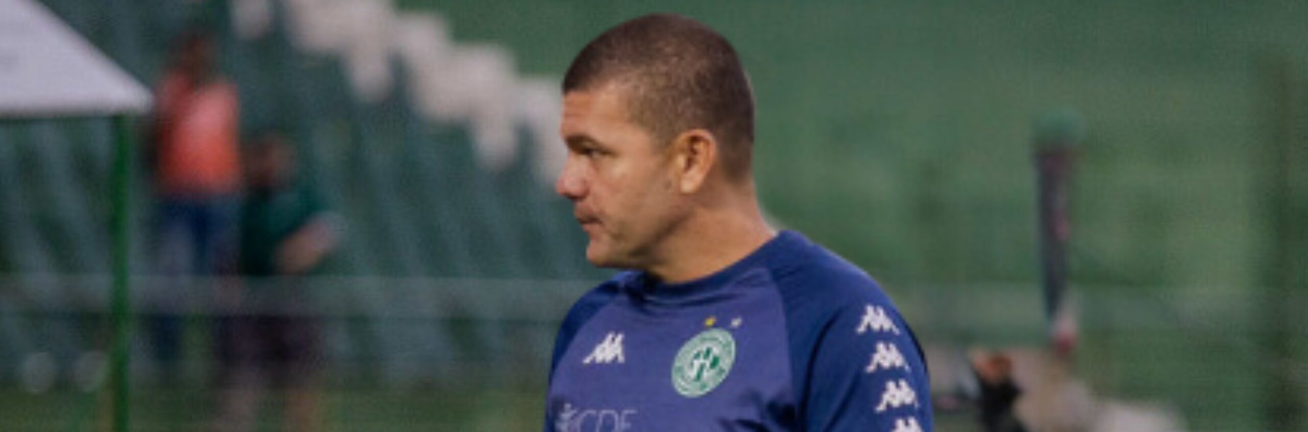 imagem da materia: Guarani avalia renovação com Umberto Louzer