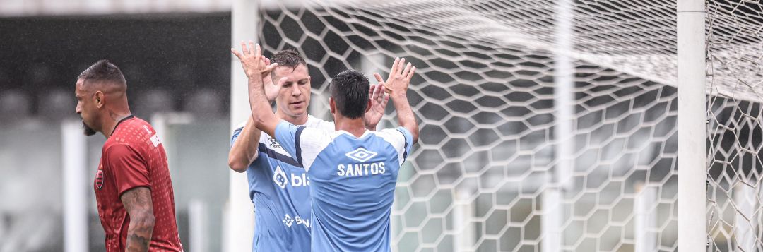imagem da materia: Santos vence Oeste em jogo-treino na Vila Belmiro