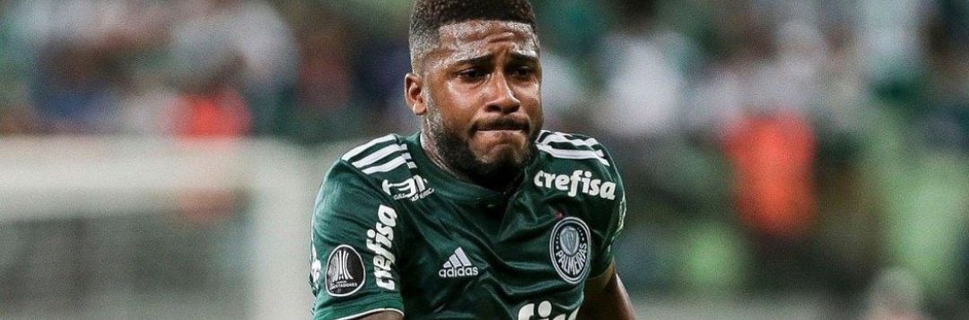 imagem da materia: Inter contrata zagueiro campeão da Libertadores com o Palmeiras