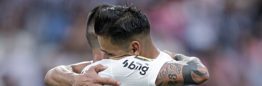 imagem da materia: Com golaço de Romero, Corinthians vence Guarani