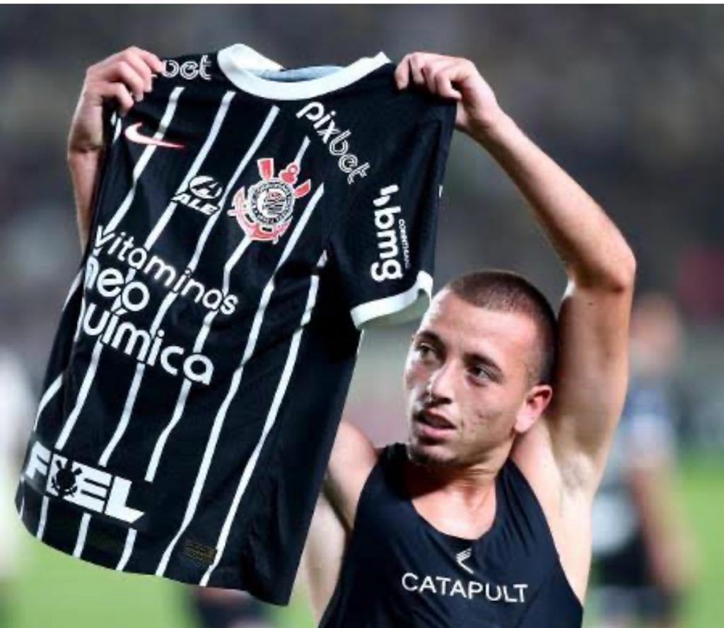 imagem da materia: Corinthians fecha acordo com novo patrocínio master
