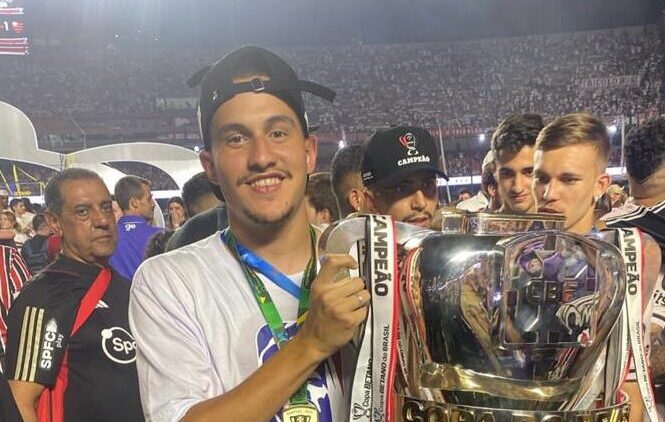 imagem da materia: São Paulo quer renovar o contrato de Matheus Belém