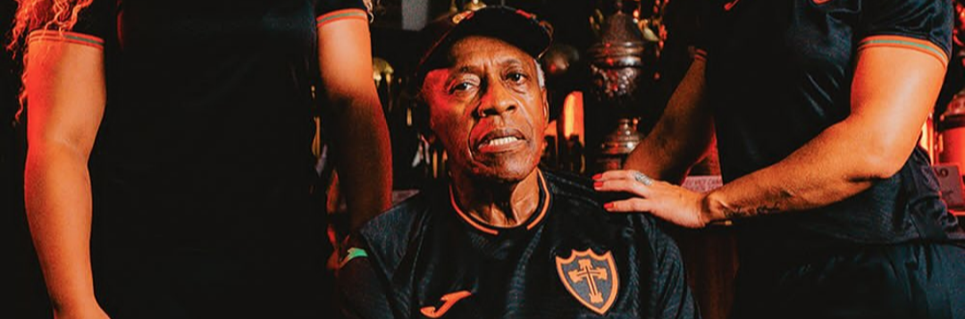 imagem da materia: Lusa lança terceiro uniforme em movimento antirracista