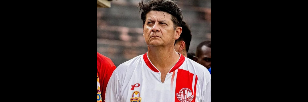 imagem da materia: América SAF anuncia dispensa de Rúbio Alencar do seu comando técnico
