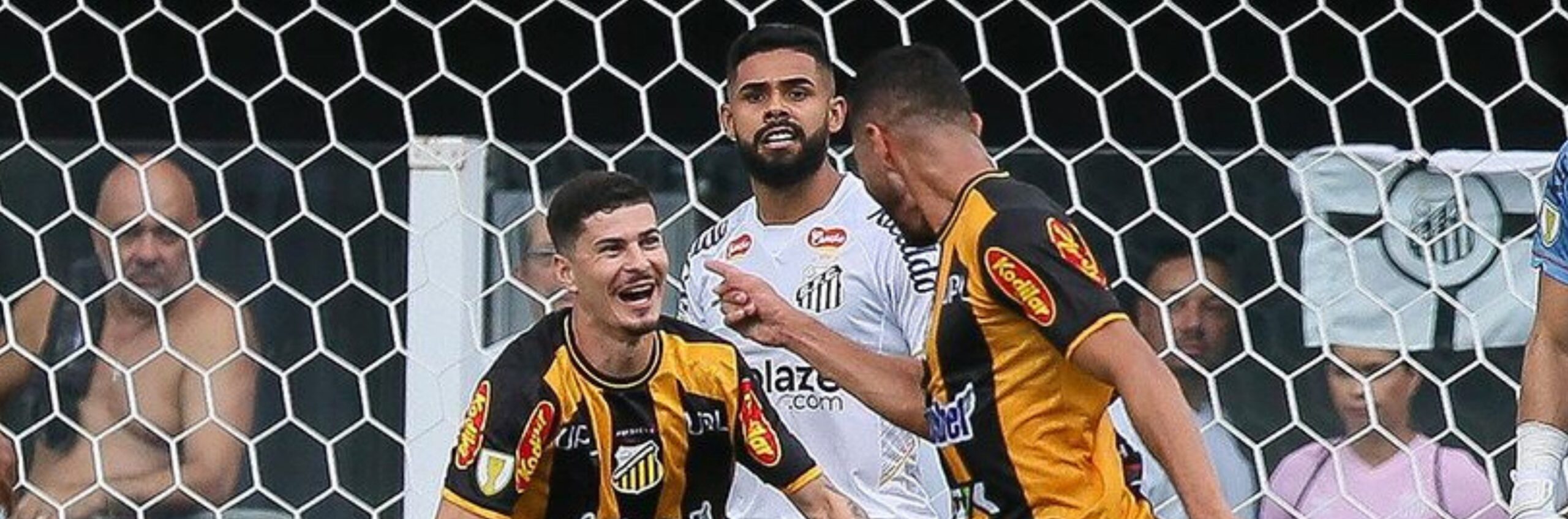 imagem da materia: Novorizontino surpreende e vence Santos na Vila Belmiro