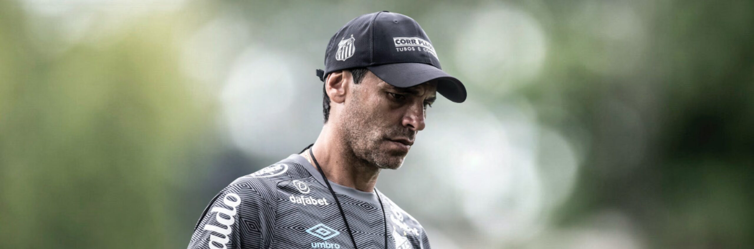 imagem da materia: Santos decide pagar dívida à vista para reverter transfer ban