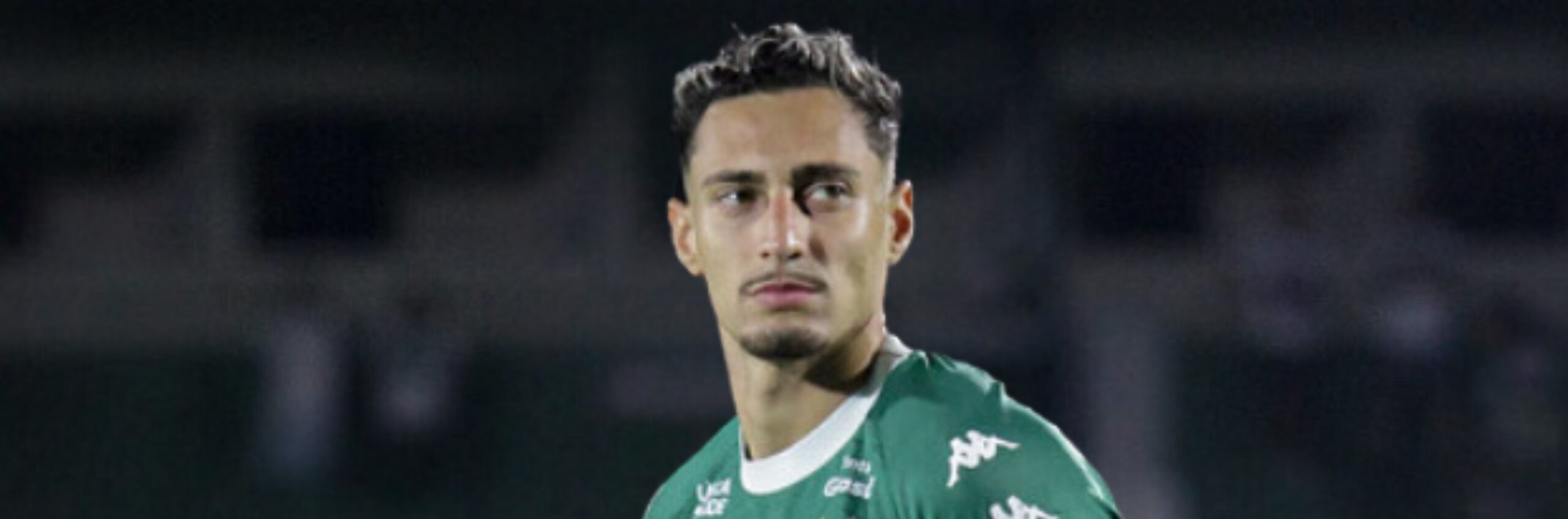 imagem da materia: Derek vira dúvida no Guarani para enfrentar o Santo André