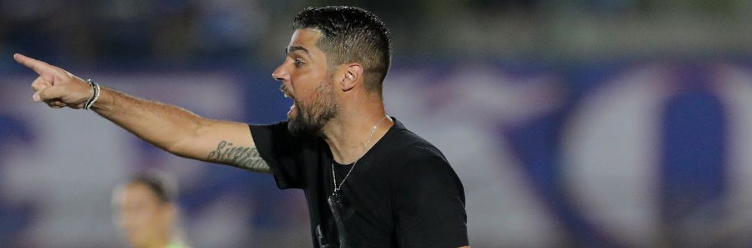 imagem da materia: António Oliveira:
