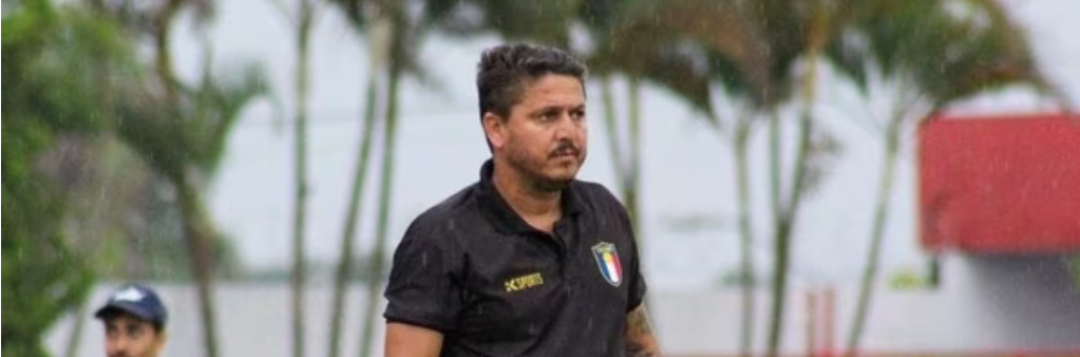 imagem da materia: Laécio Aquino não é mais treinador do União Suzano