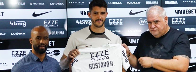 imagem da materia: Zagueiro Gustavo Henrique é apresentado no Corinthians