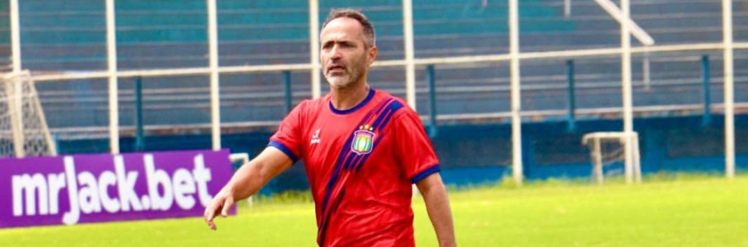 imagem da materia: Rogério Zimmermann agradece esforço dos seus jogadores para salvar o São Caetano do rebaixamento