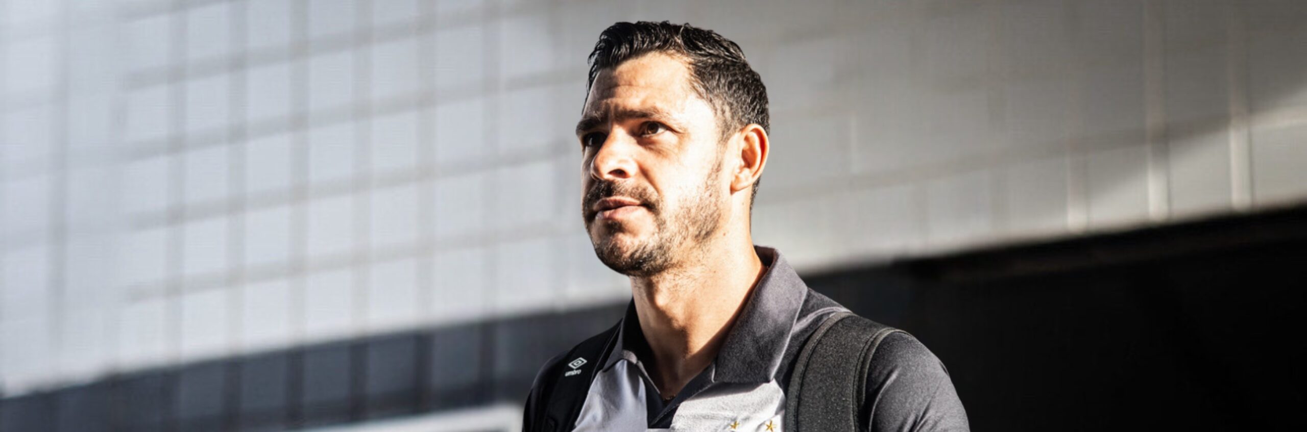 imagem da materia: Ainda lesionado, Giuliano tem previsão de retorno na próxima fase