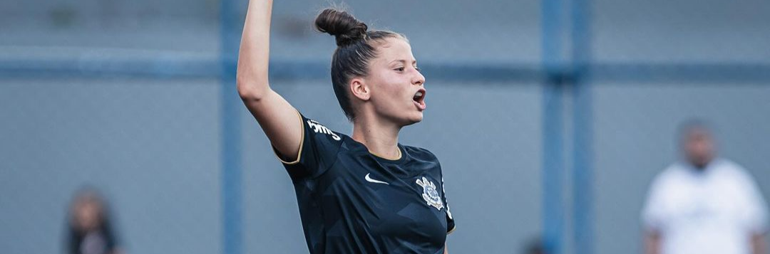 imagem da materia: Palmeiras contrata a atacante Stefanie, ex-Corinthians
