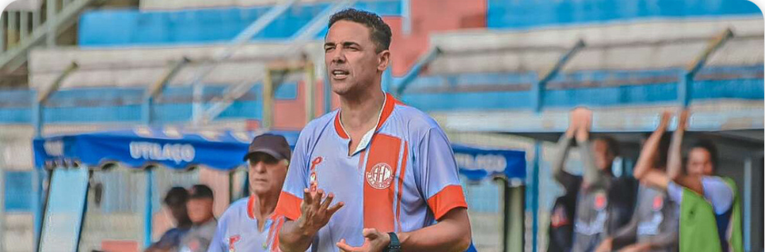 imagem da materia: Weligton Robson pede demissão após sete dias no comando do América-SP