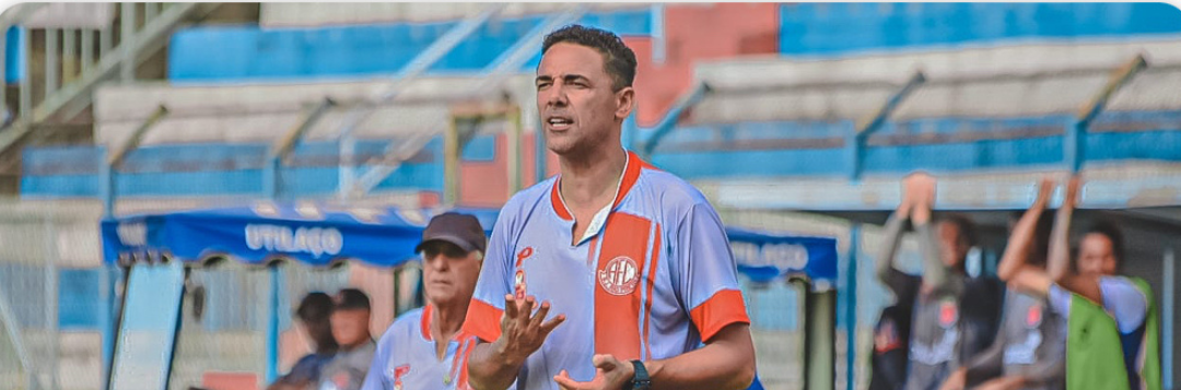 imagem da materia: Welington Robson fala a respeito do seu primeiro jogo no comando do América