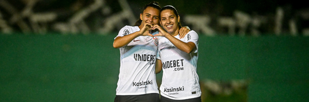 imagem da materia: De virada, Corinthians vence Flamengo e segue 100% no Brasileirão Feminino