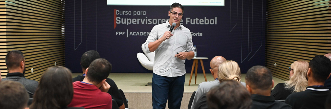 imagem da materia: Curso de Supervisor de Futebol ocorreu na última segunda