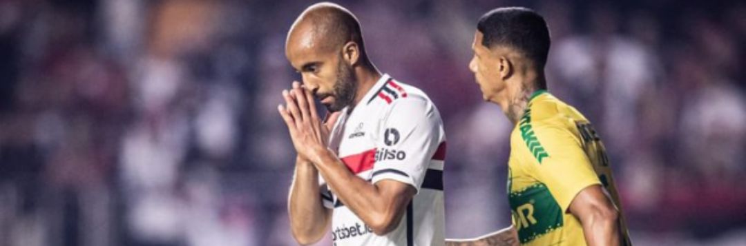 imagem da materia: Lucas reprova imediatismo no futebol nacional:
