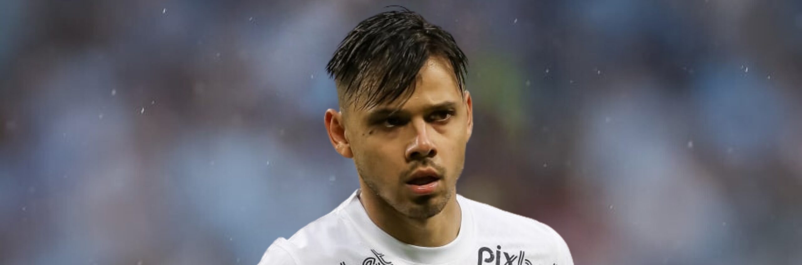 imagem da materia: Romero se aproxima do top-5 em participações em gols no século