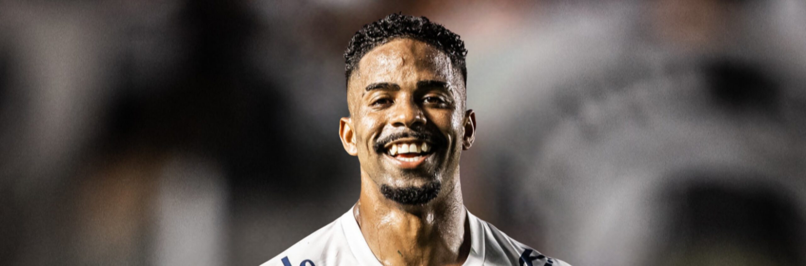 imagem da materia: Hayner retorna após expulsão e fica à disposição de Fabio Carille