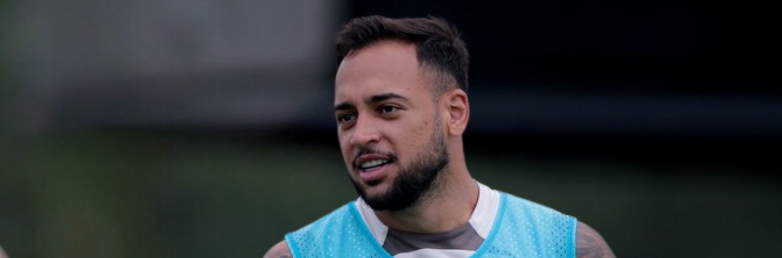 imagem da materia: Maycon e Palacios treinam com bola e avançam em recuperação