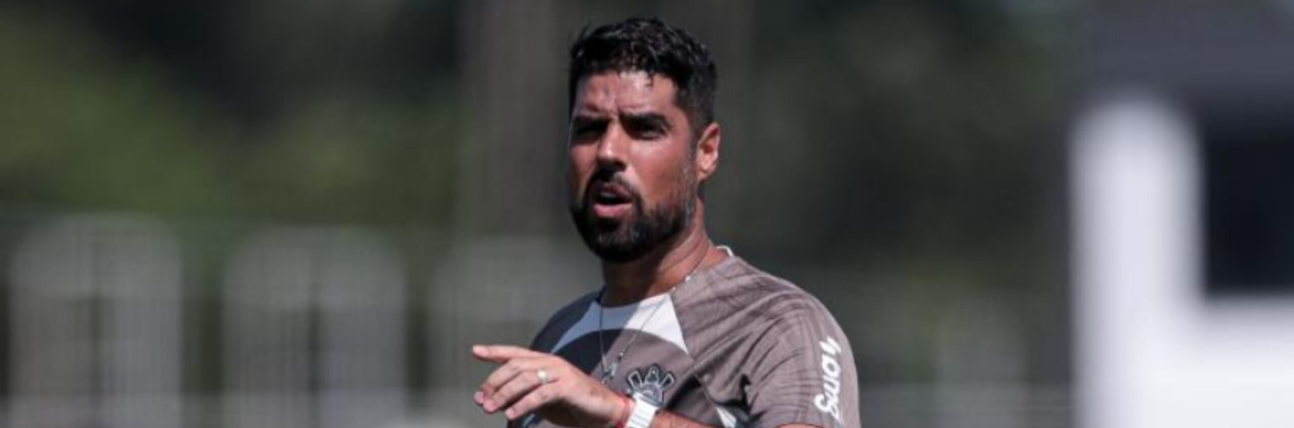 imagem da materia: Corinthians retorna às atividades e foca no Juventude