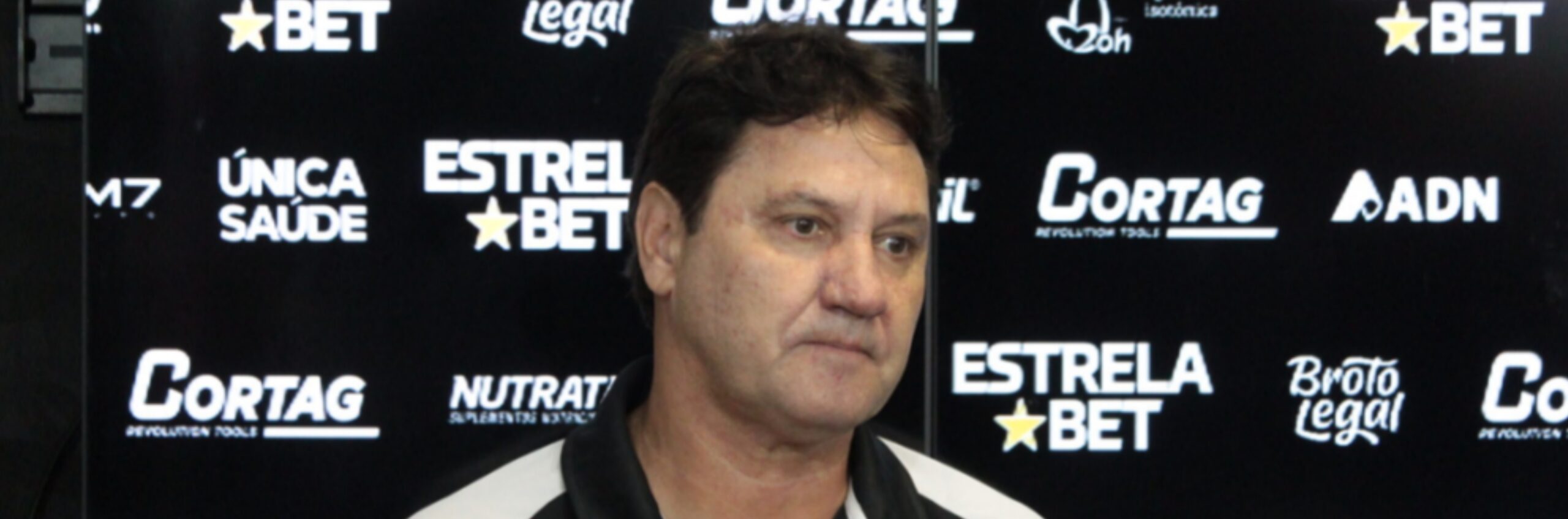 imagem da materia: Ponte Preta quer mais dois reforços para disputar a Série B