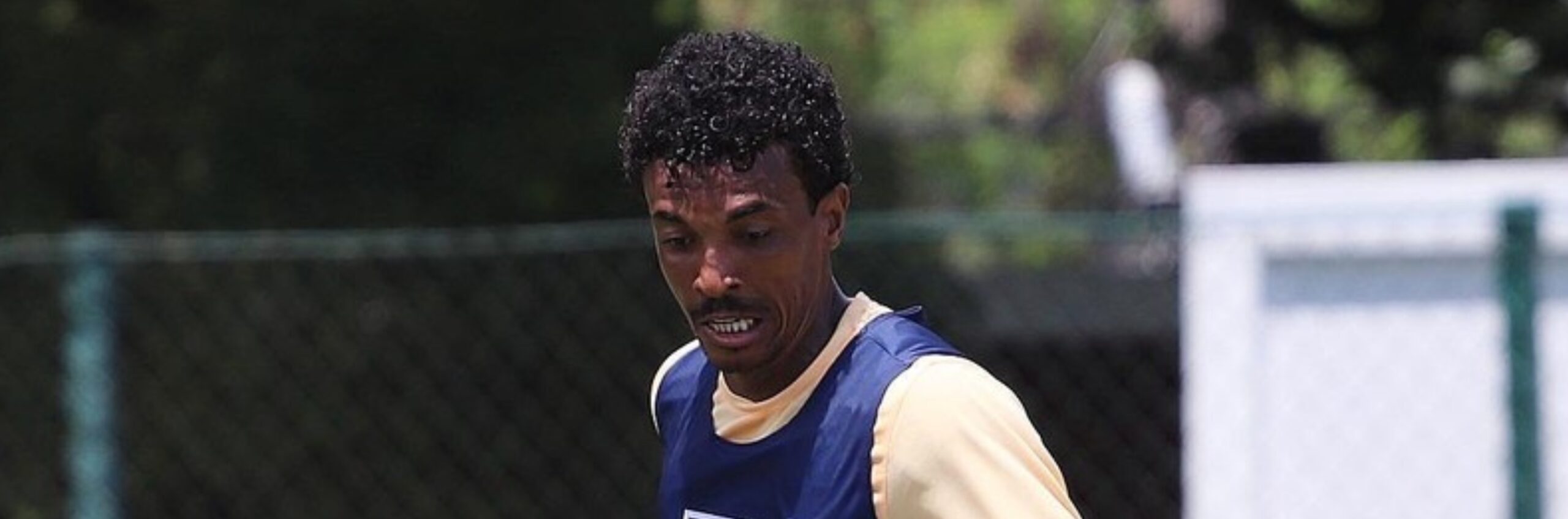 imagem da materia: De volta aos treinos, Luiz Gustavo fica próximo de estrear na Série A