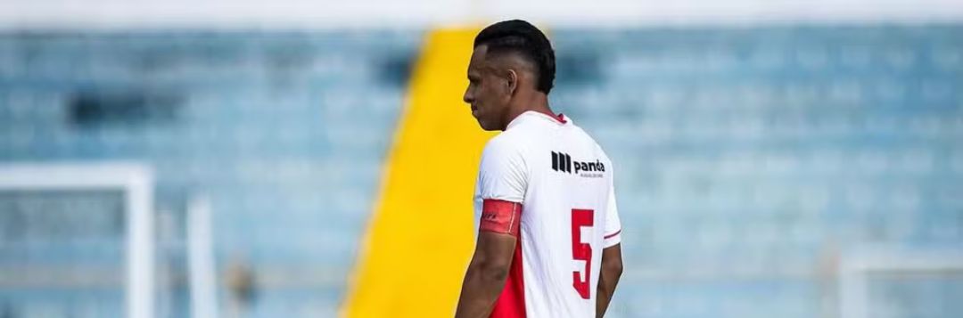 imagem da materia: Aluísio quer aproveitar chances na Série B