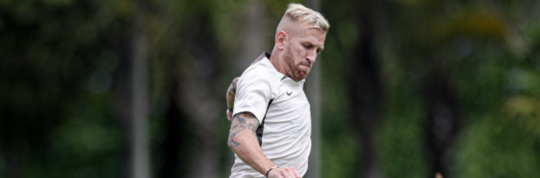 imagem da materia: Corinthians confirma lesão de Pedro Henrique