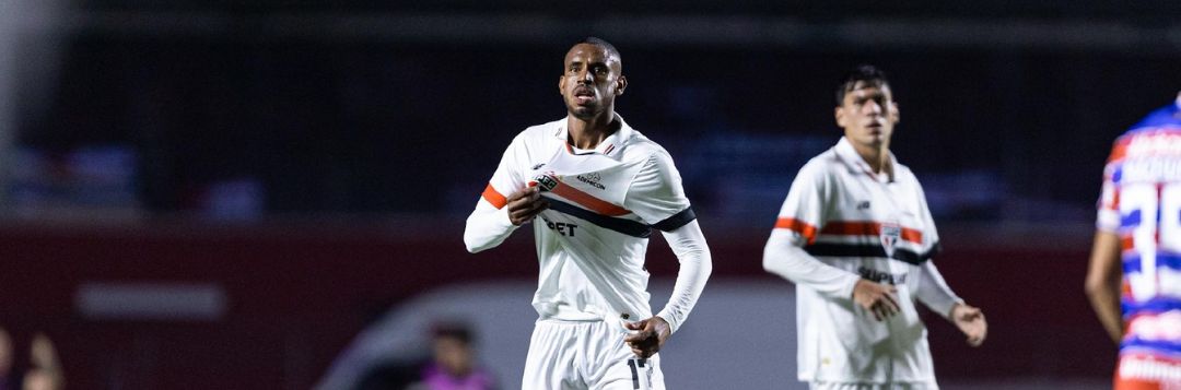 imagem da materia: Calleri, Luciano e André Silva atuam juntos pela primeira vez