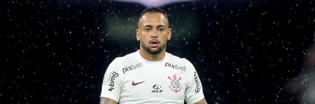 imagem da materia: Logo após retorno, Maycon sai de campo lesionado mais uma vez