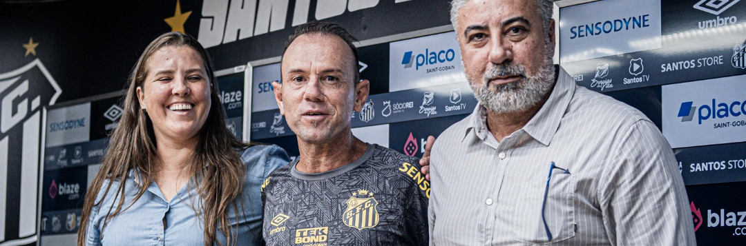 imagem da materia: Técnico do Santos feminino, Kleiton Lima é apresentado oficialmente e fala sobre acusações de assédio